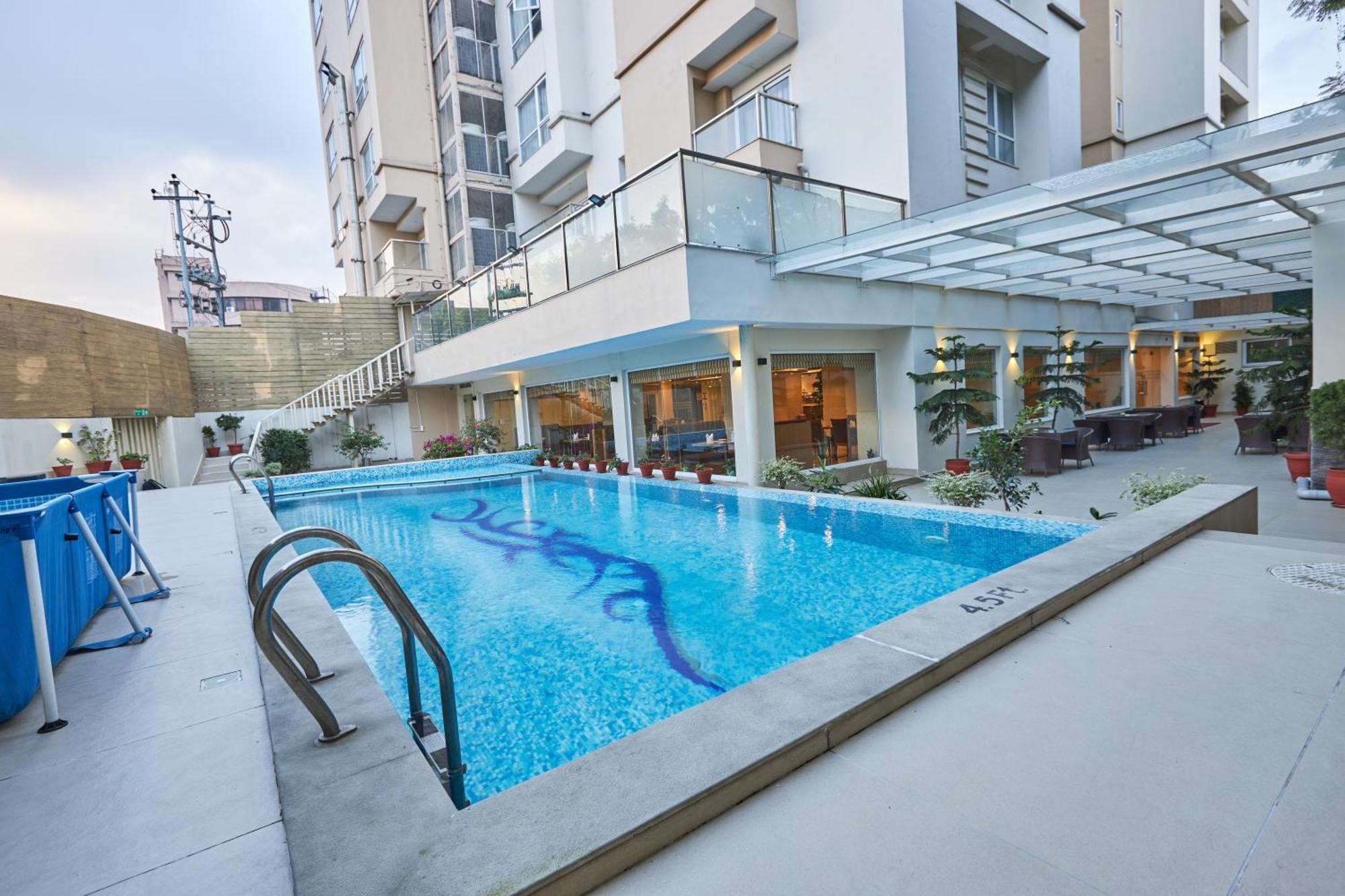 Hotel Crowne Imperial Káthmándú Exteriér fotografie